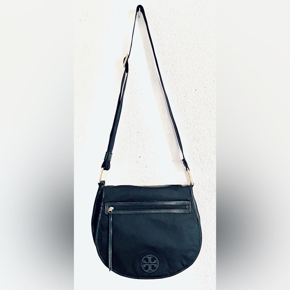 Tory Burch Black Nylon Crossbody Bag Gold hardware - Picture 4 of 12